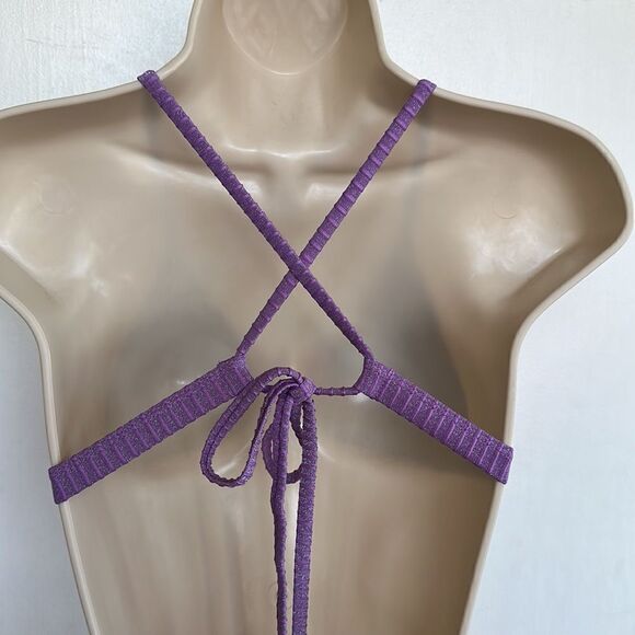Xhilaration ~ Lilac Purple Bikini Top ~ adjustable straps ~padded ~ size M (4-6) - Picture 3 of 6